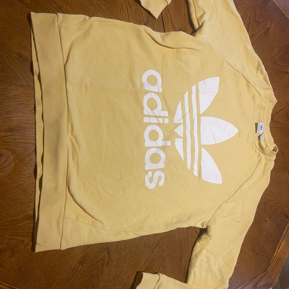 Adidas sweatershirt